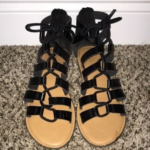 American Eagle sandals